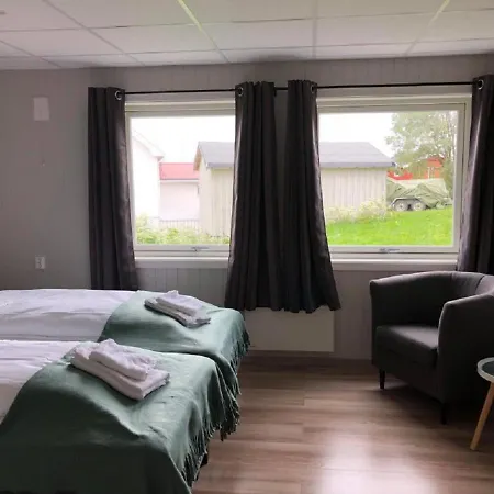 Bed & Breakfast Traena Selvaer