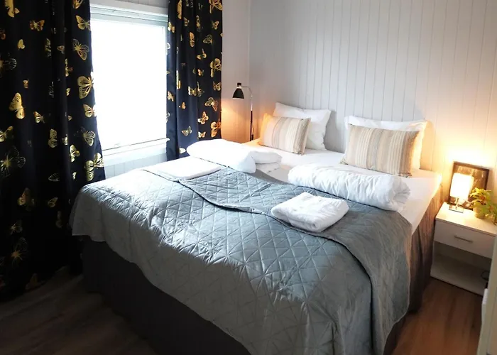 8770 Hotel
