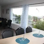 Hotel 8770