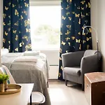 8770 Hotel